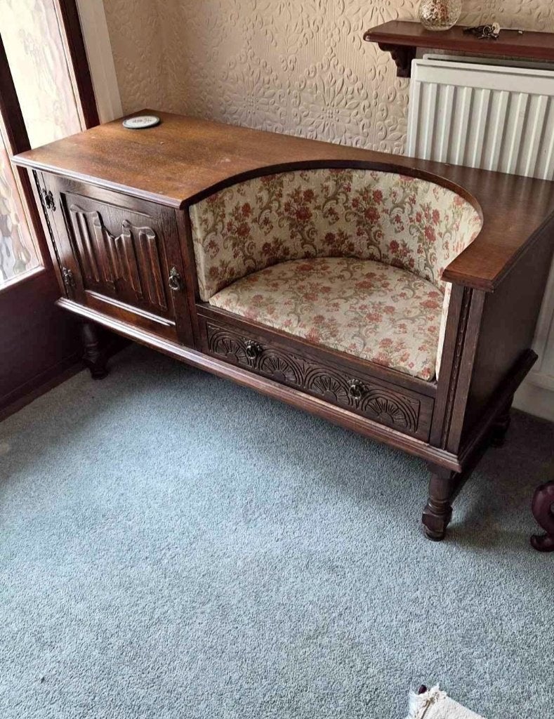 Telefoon Tafel antiek, Ophalen