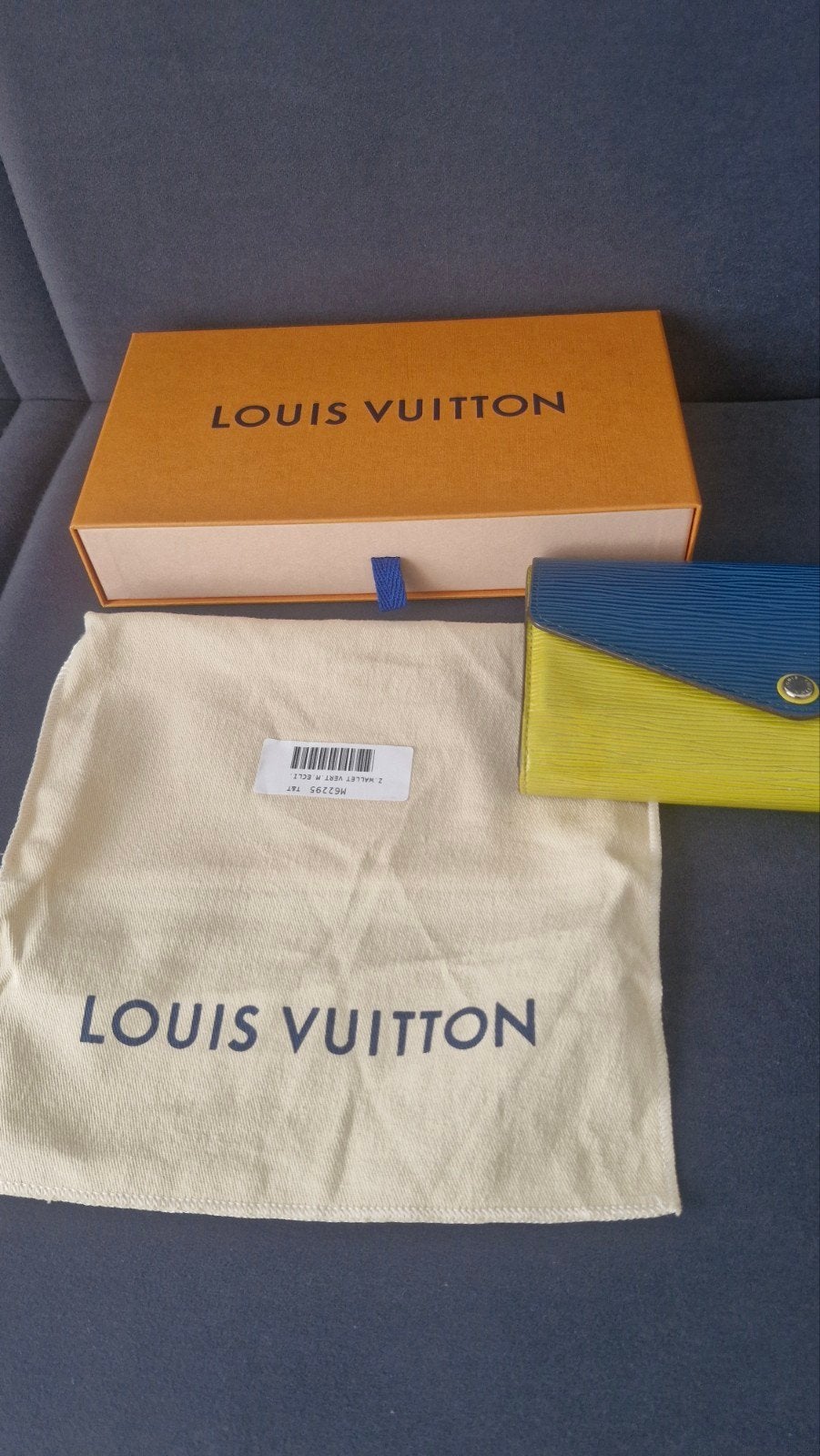 portefeuille louis vuitton comme neuf, Enlèvement ou Envoi