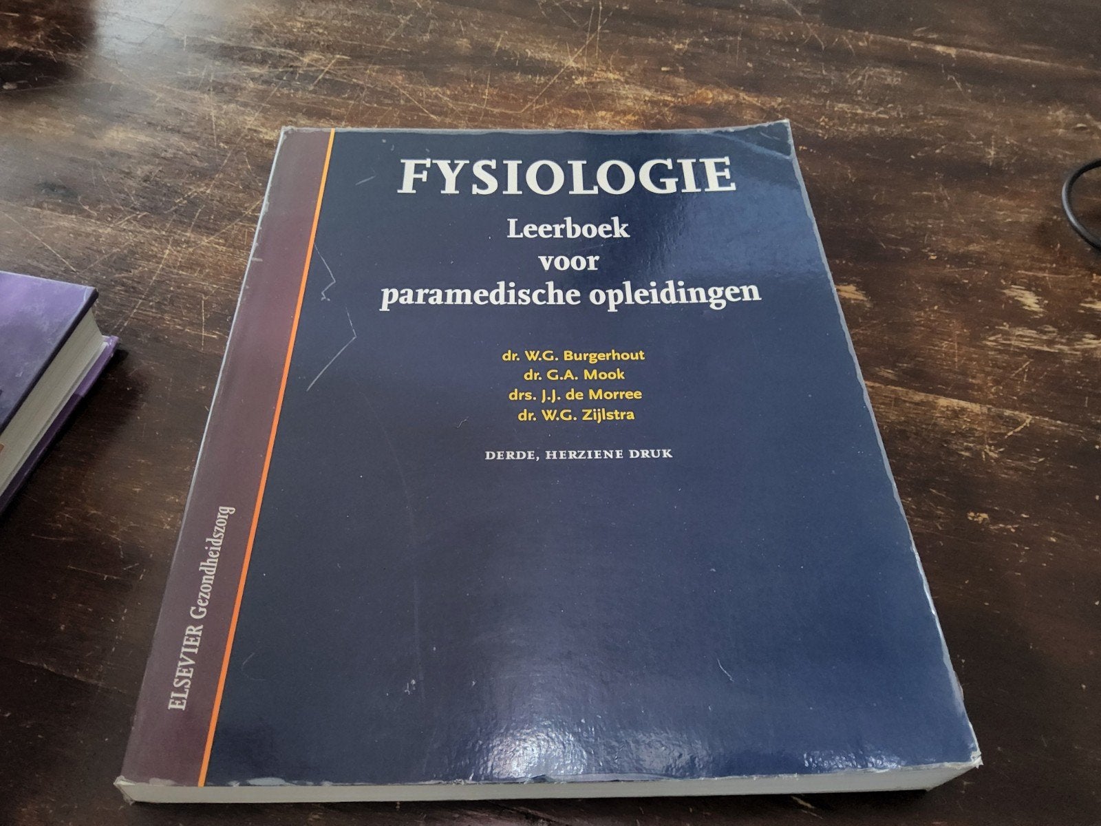 Leerboek voor paramedische opleidingen  Fysiologie, Enlèvement