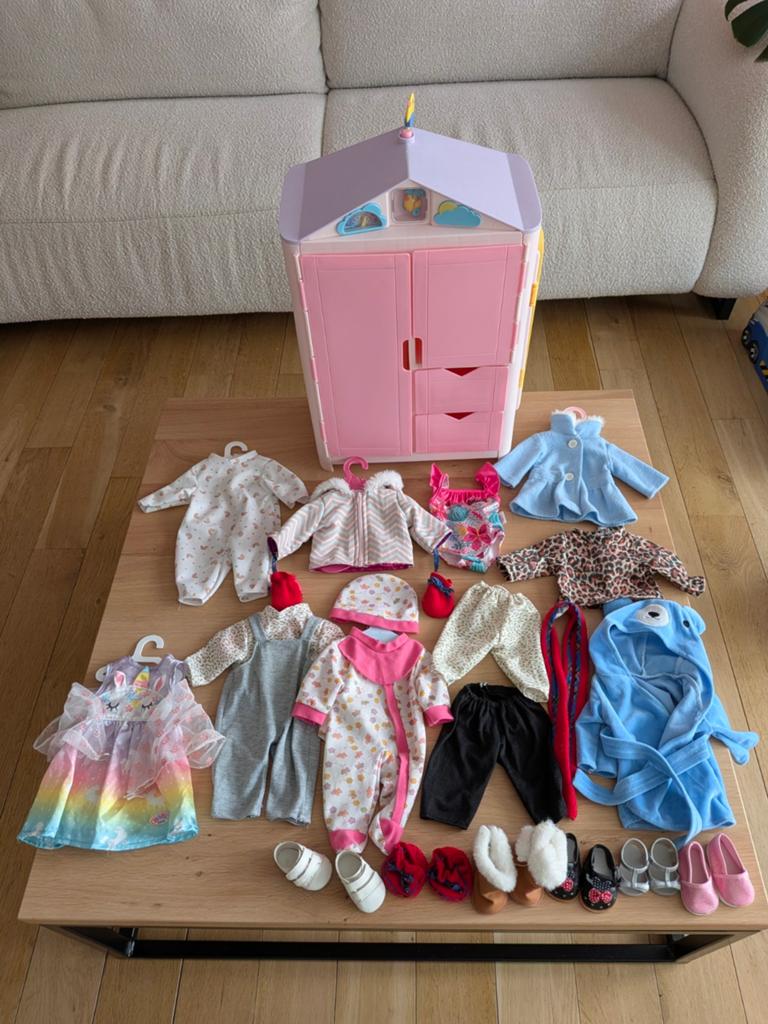 Poppenkleedjes en kast, Kinderen en Baby's, Ophalen