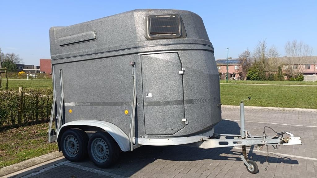 2 paardstrailer met zadelkast, Dieren en Toebehoren, Paarden en Pony's | Trailers en Aanhangwagens, Ophalen