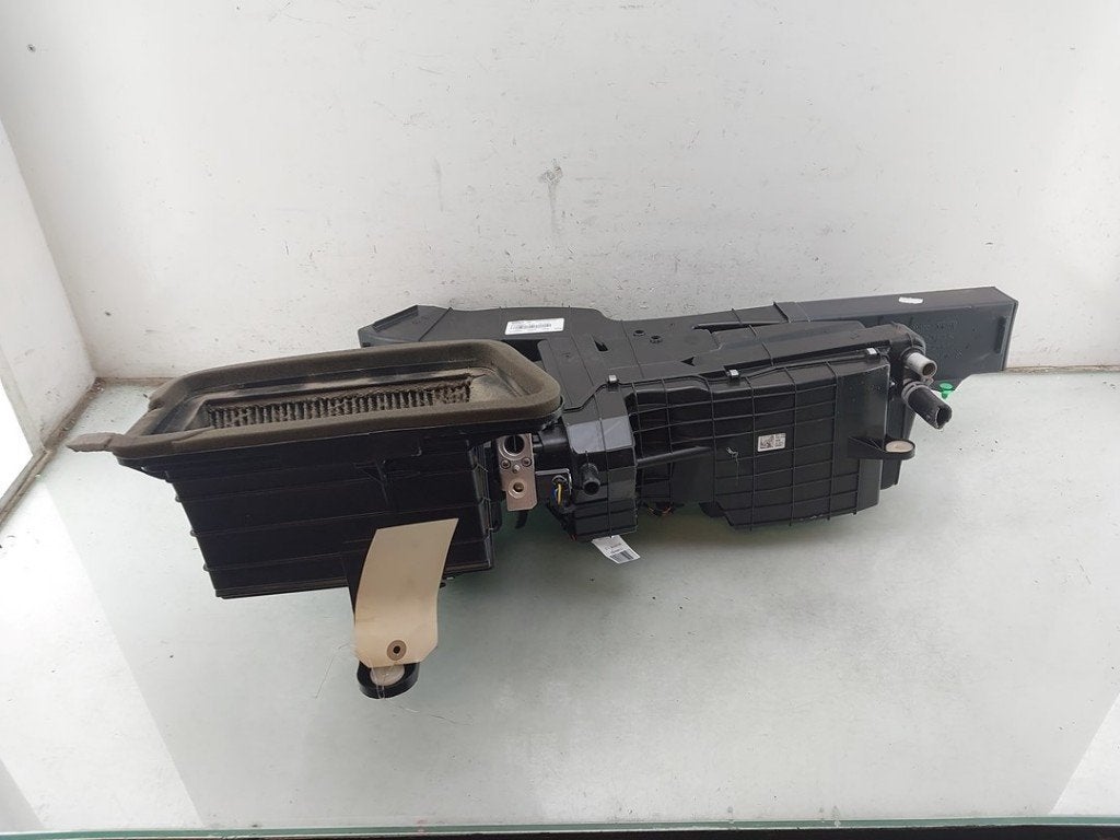 BOITIER VENTILATEUR Vito Tourer (447.7) (|A4478300760|), Mercedes-Benz, Utilisé, Dialog.mb@mercedes-benz.com, Mercedes-Benz AG