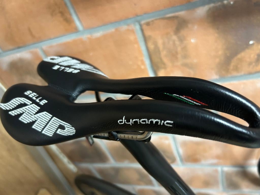 Fietszadel SMP Dynamic, Ophalen, Gebruikt, Zadel, Leer