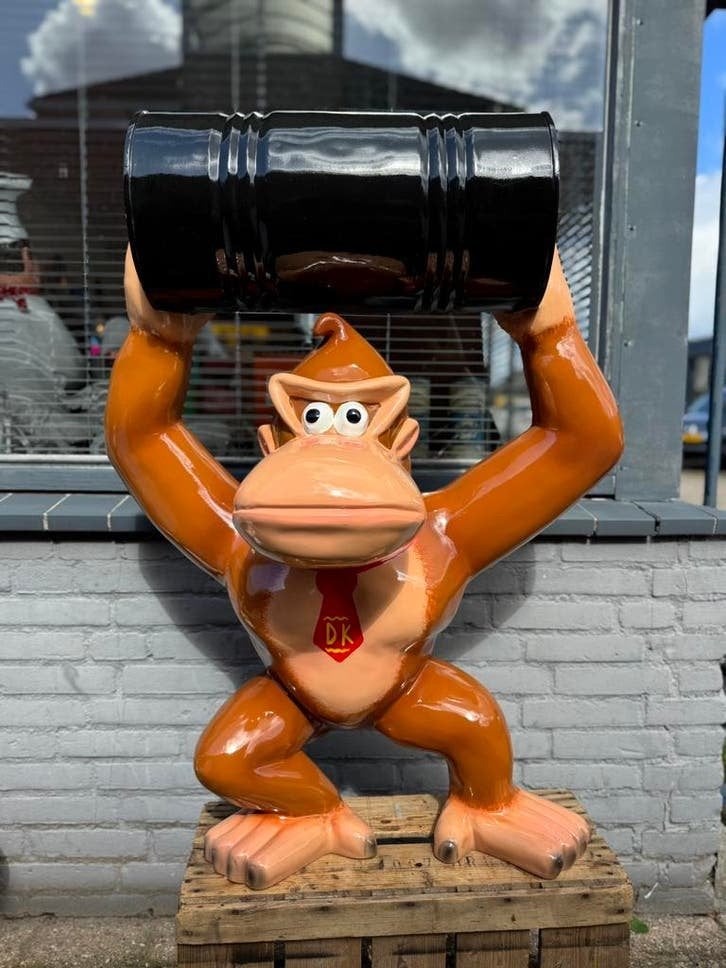 Donkey Kong Beeld met Ton - Uniek Decoratiestuk