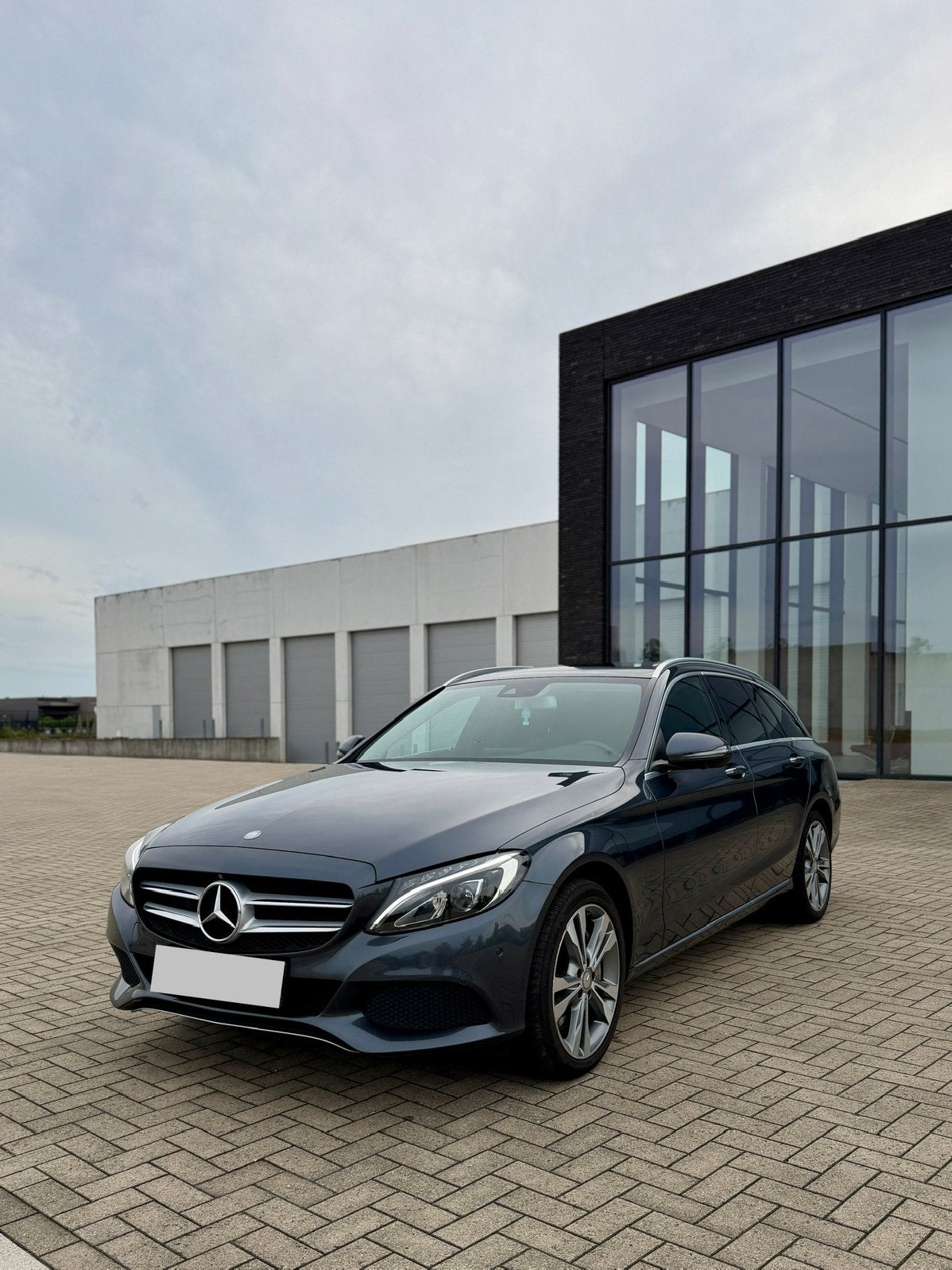 Mercedes C350e Hybride Plug-in Hybride, Auto's, Mercedes-Benz, Automaat, Achterwielaandrijving, Leder, Bedrijf