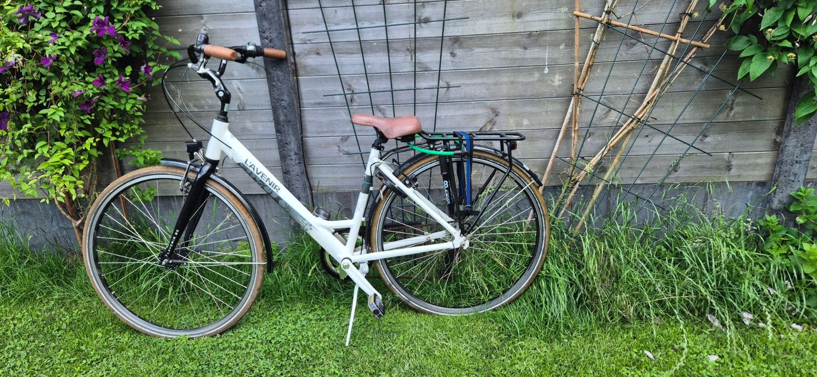Fiets L'Avenir 28 inch, Fietsen en Brommers, Fietsen | Dames | Damesfietsen, Ophalen, Versnellingen