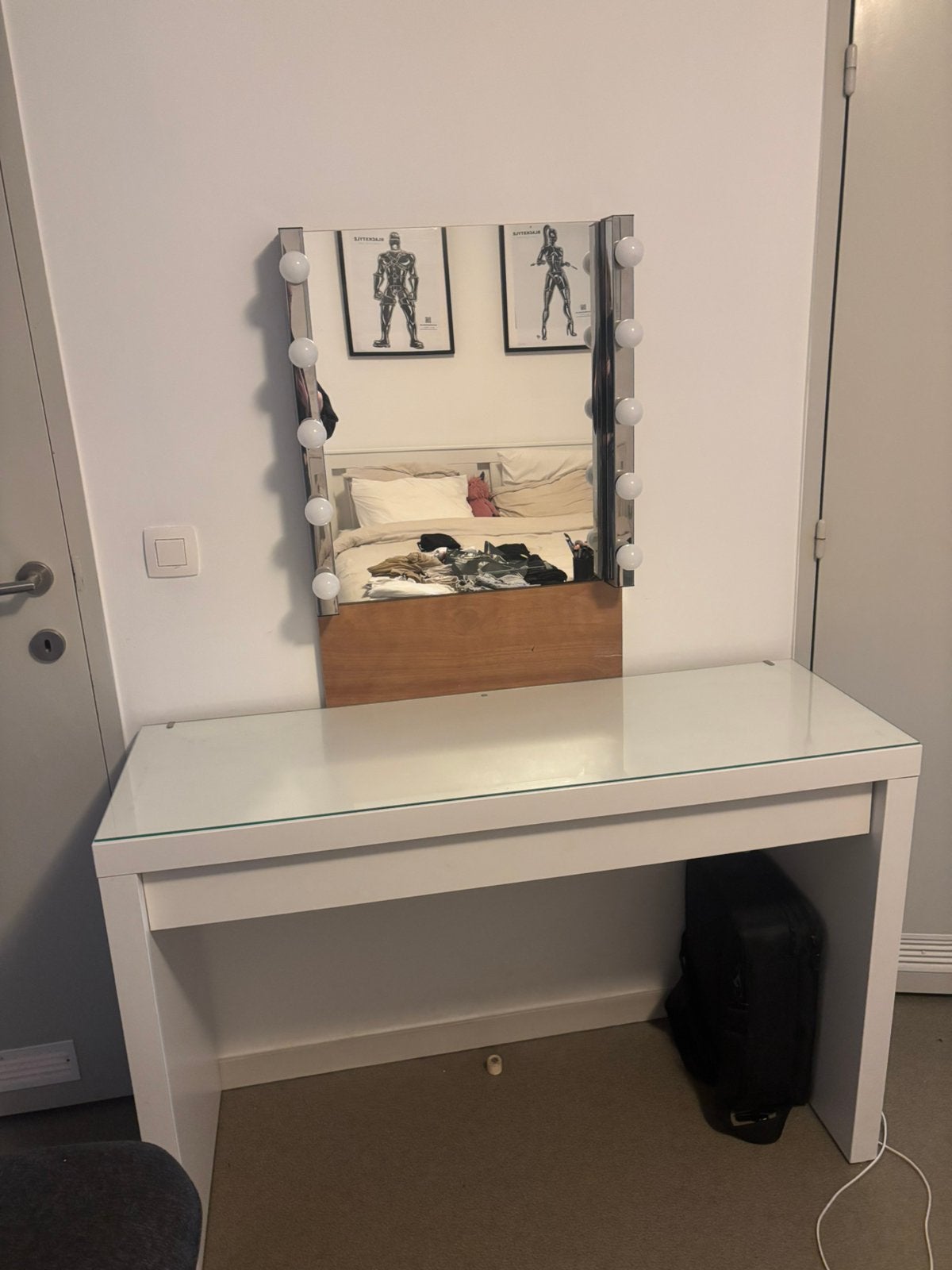 Kaptafel geïnstalleerd met werkende lichten en schakelaar., Huis en Inrichting, Ophalen, Zo goed als nieuw