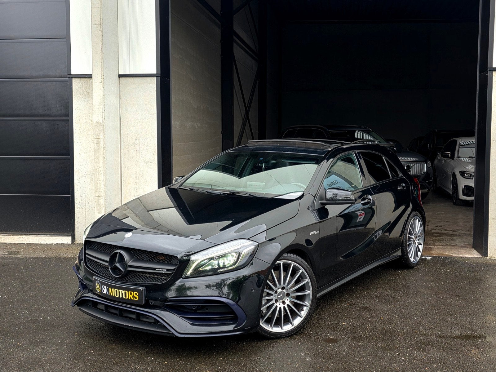 A45 AMG 4-MATIC Night + Aero Pack Facelift €335 BIV 19" Pano, Auto's, Voorwielaandrijving, https://public.car-pass.be/vhr/da8512c4-87b2-42e3-9929-24bb51b3901e