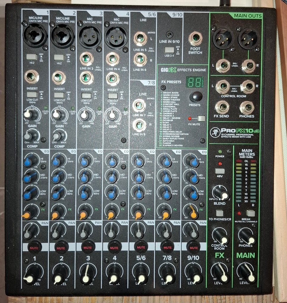 mengtafel Mackie Pro FX 10 v3, Muziek en Instrumenten, Ophalen, Nieuw, 5 tot 10 kanalen, Microfooningang