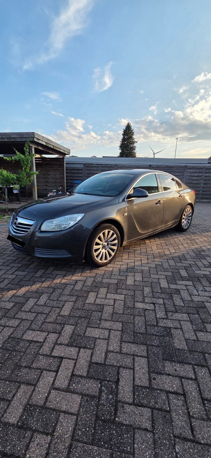 Opel insignia, Boîte manuelle, 2020 kg, Noir, 5 portes
