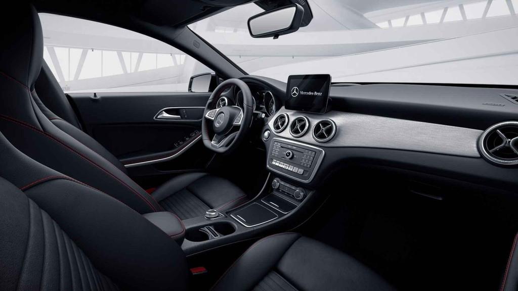 Mercedes-Benz CLA-Klasse 180 Shooting Brake AMG Line | Verwa, Auto's, CLA, Gebruikt, Euro 6, 4 cilinders