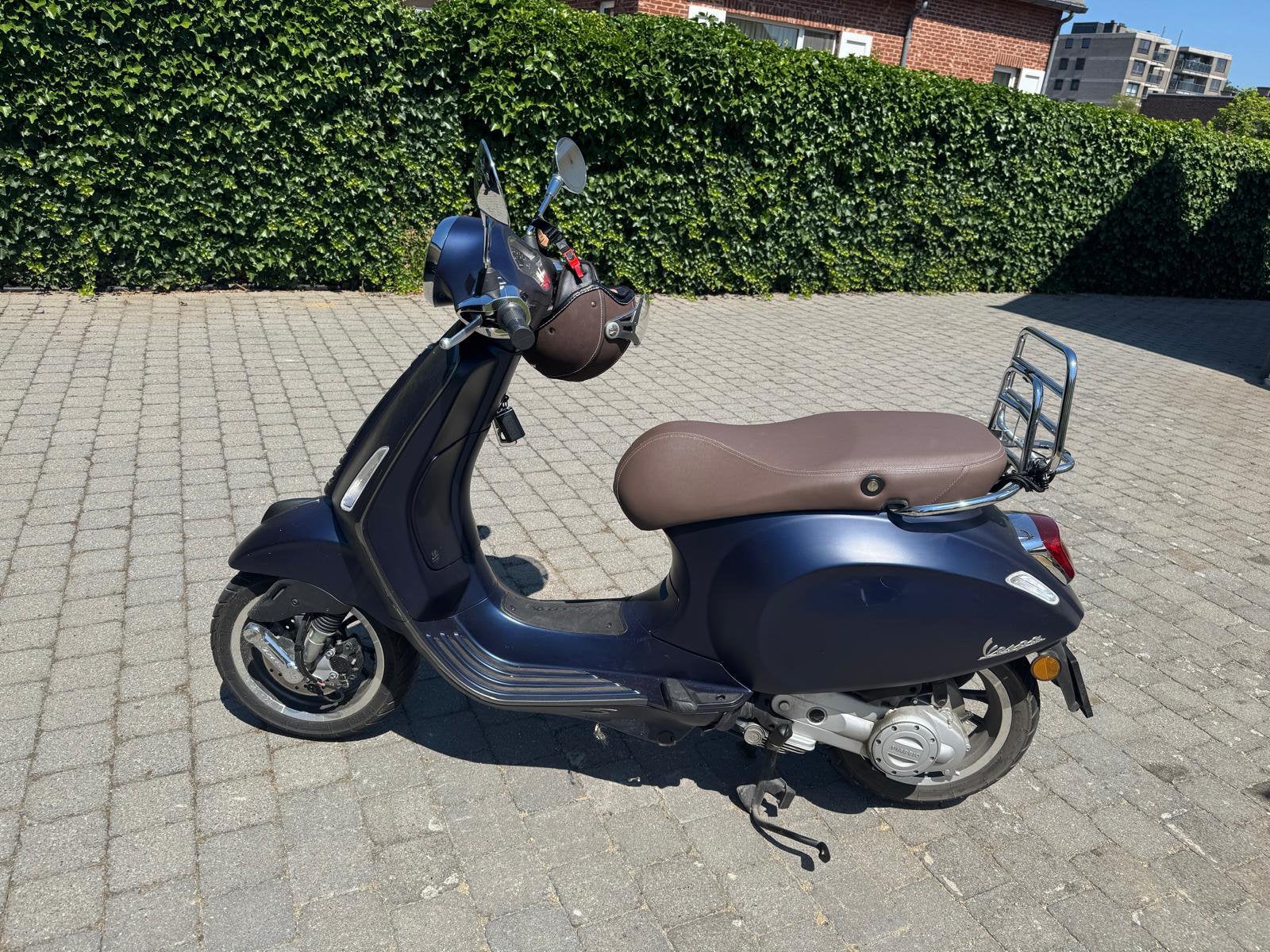 Vespa primavera sprint, Vélos & Vélomoteurs, Scooters | Vespa, Enlèvement, Comme neuf