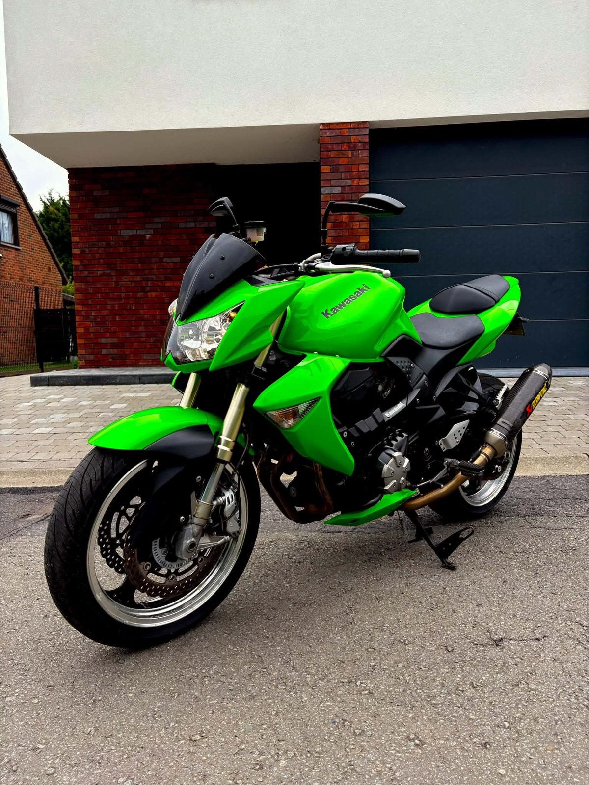 Kawazaki z1000 full akrapovick