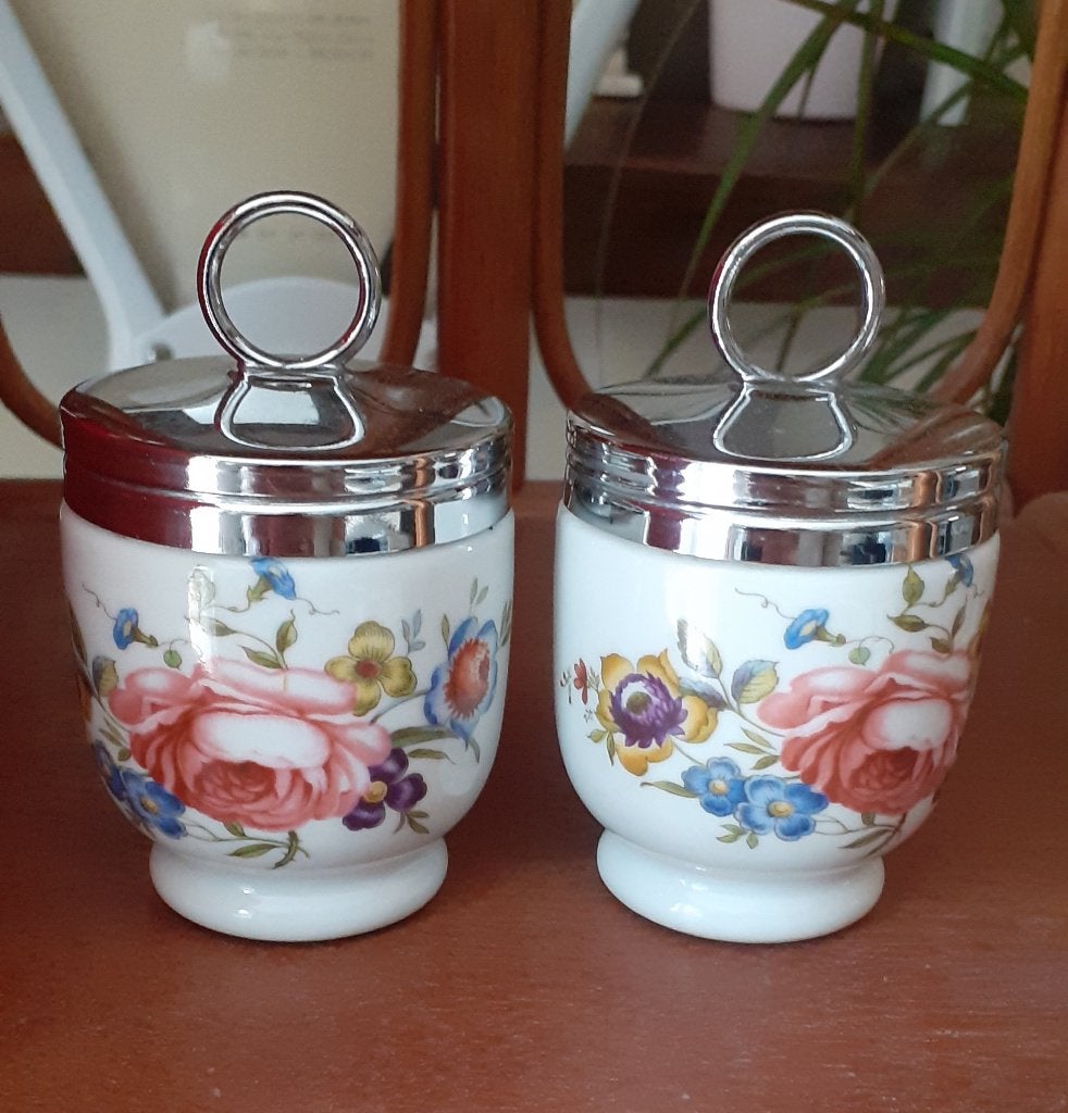 Cuits oeufs en porcelaine anglaise, Enlèvement ou Envoi