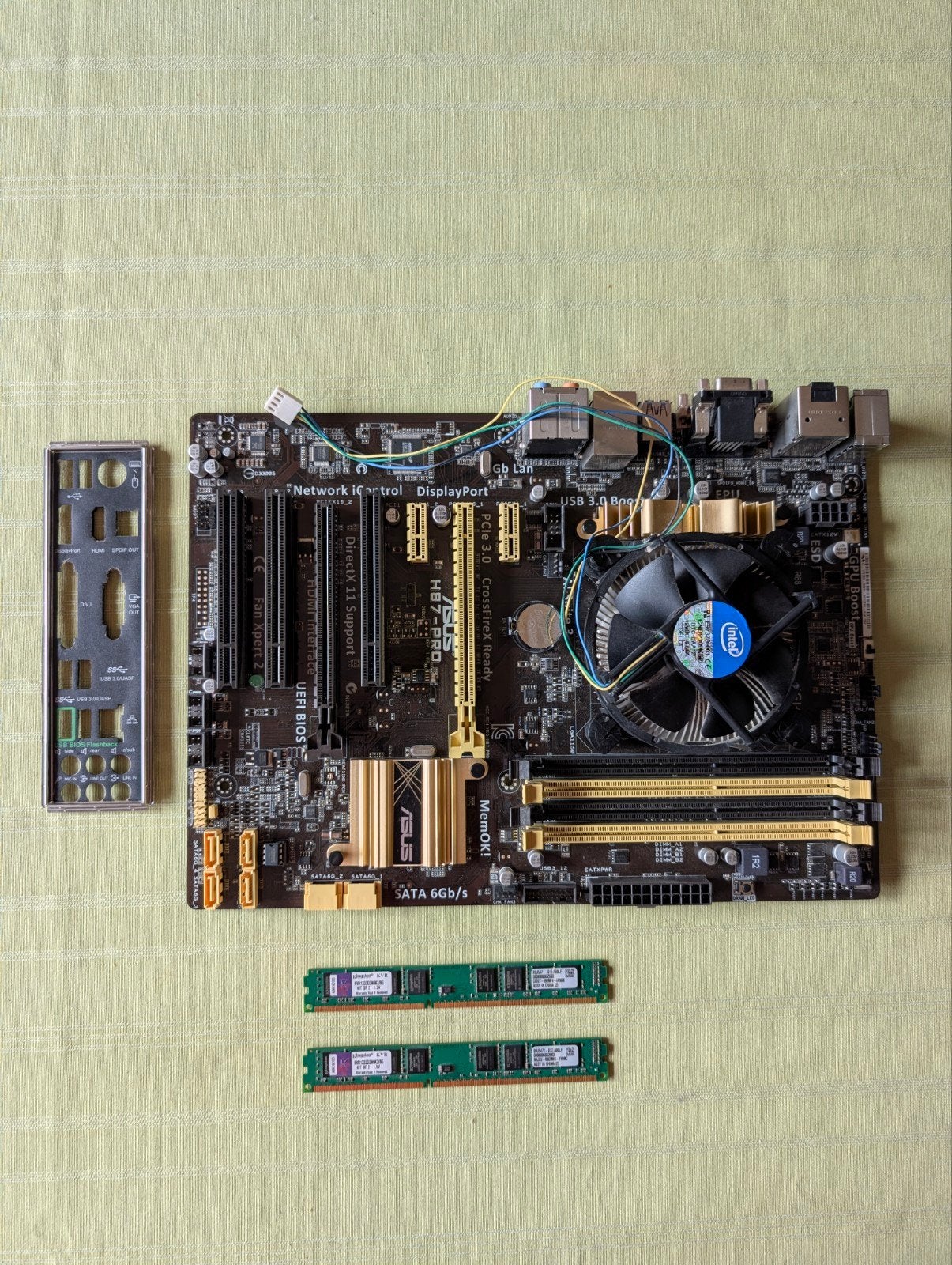 Intel i5 -4670 (3.4Ghz) + Asus H87-Pro moederbord, Ophalen of Verzenden, Intel, DDR3