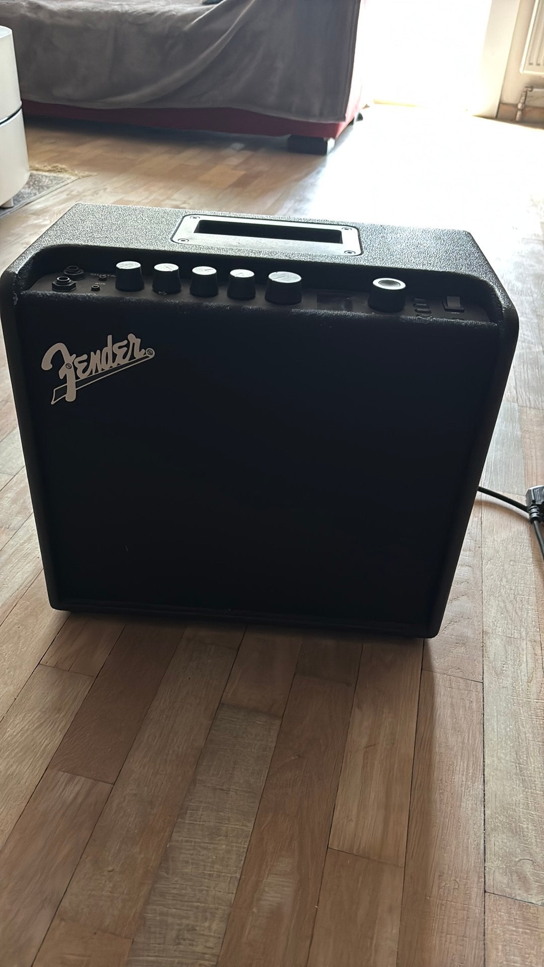 Fender Mustang LT25, Muziek en Instrumenten, Ophalen, Zo goed als nieuw, Gitaar, Minder dan 50 watt