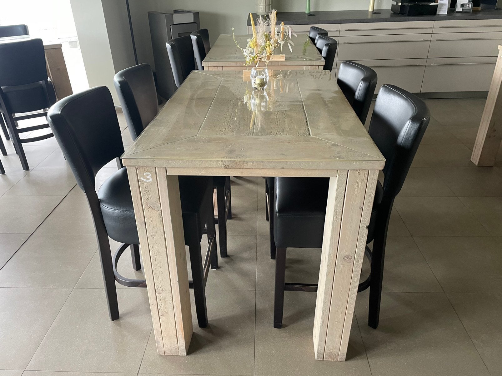 5 hoge tafels met stoelen, Huis en Inrichting, Ophalen, Zo goed als nieuw