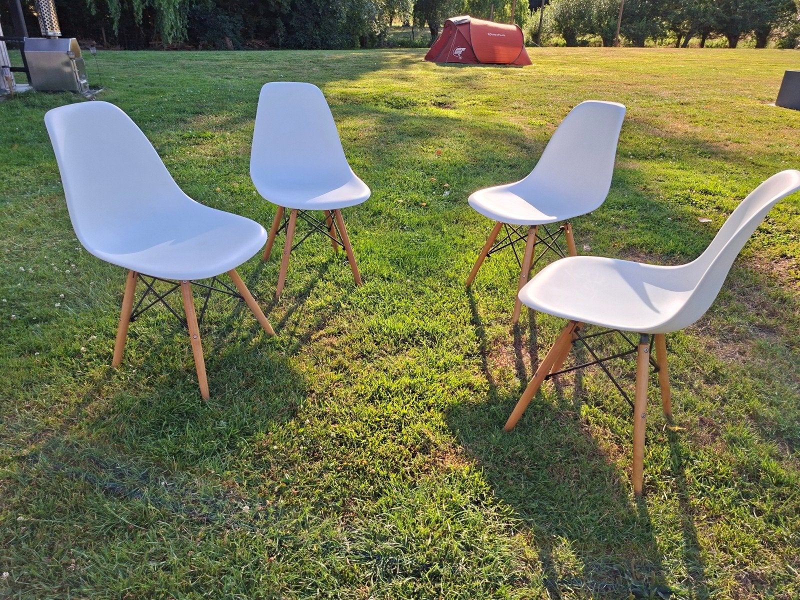 4 stoelen, Ophalen