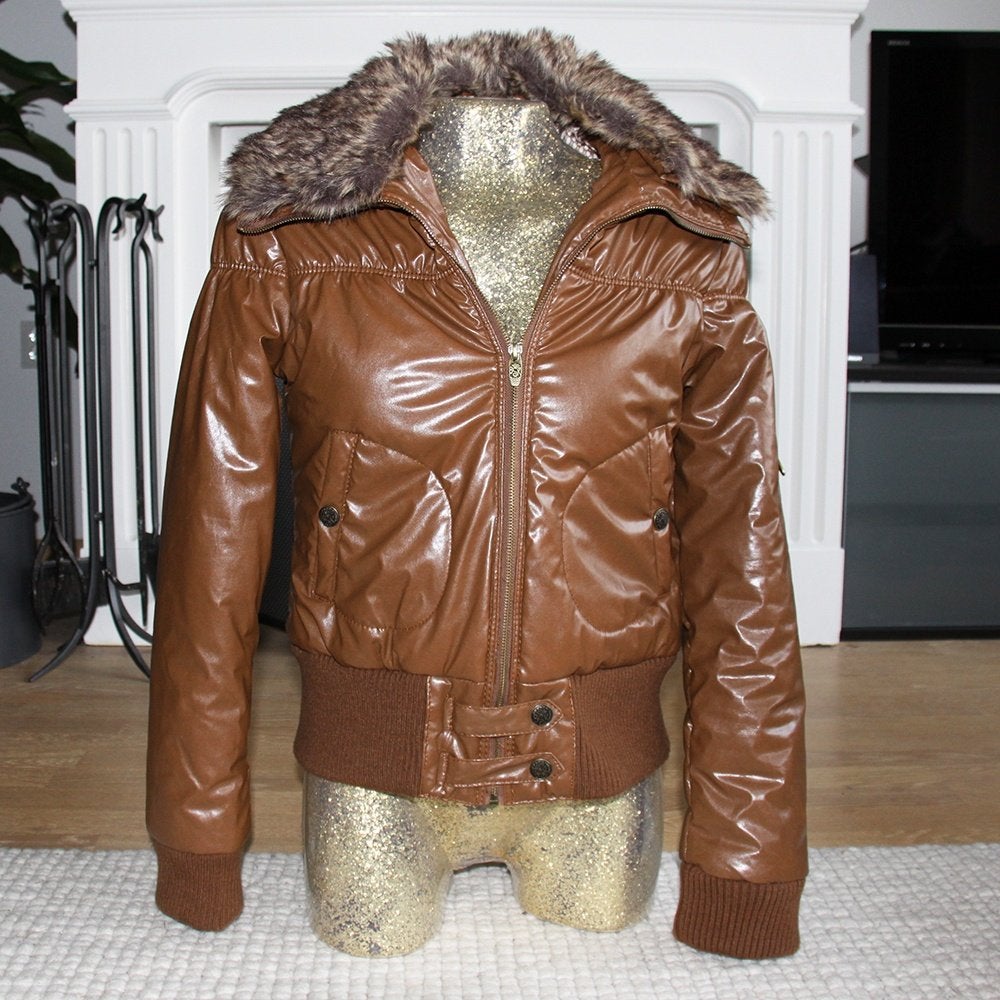 Très belle veste chaude BSK (S) €35, -, Taille 36 (S), Comme neuf, Brun, BSK