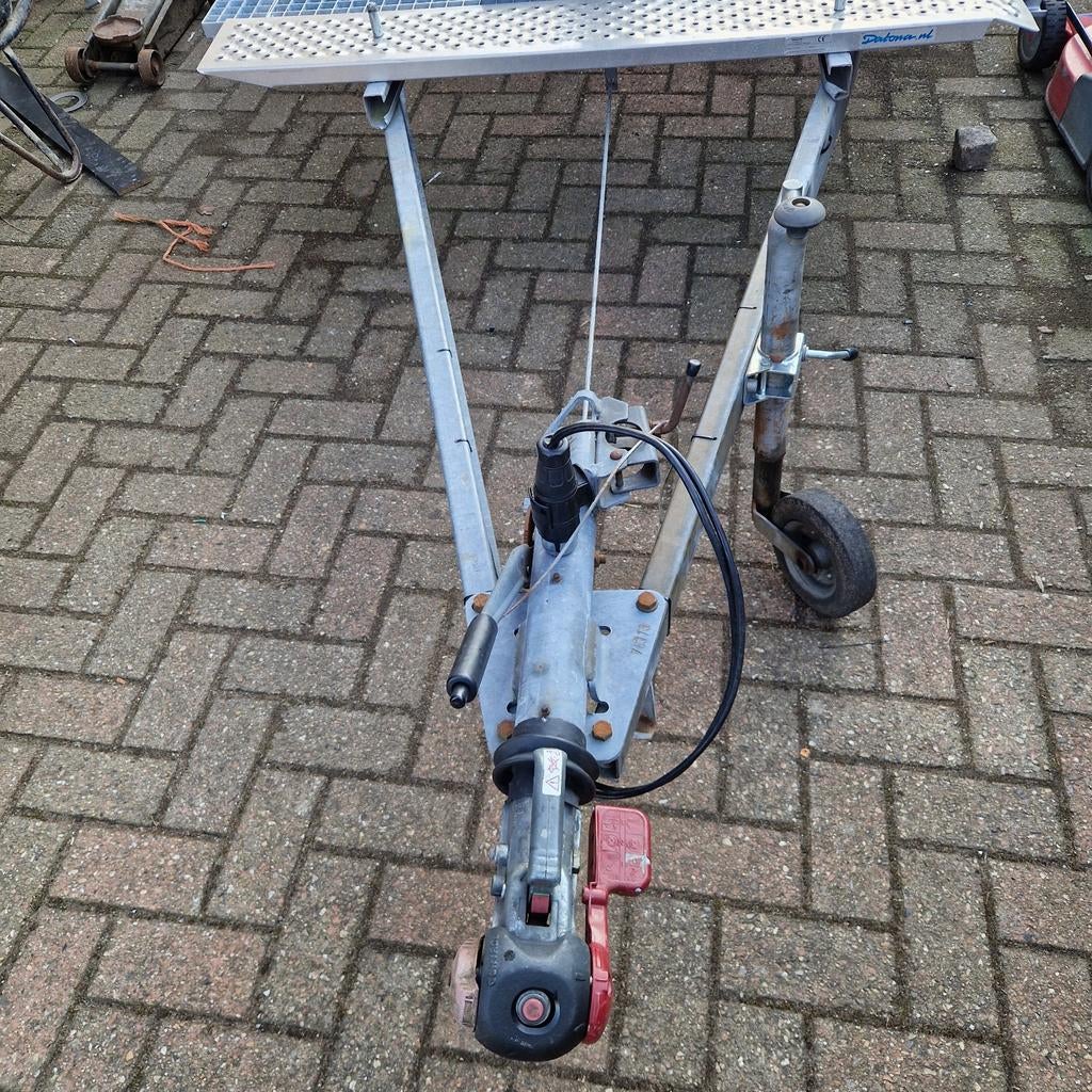 Plateauwagen motortrailer en dubbelasser, Ophalen, Gebruikt