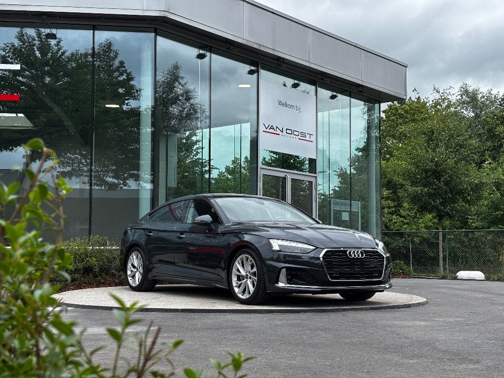 Audi A5 Sportback 40 TFSI– 2023 – Slechts 43.590 km, Autos, Audi, Argent ou Gris, Achat, https://public.car-pass.be/vhr/bc6253ea-4749-4aa0-b4b9-f79a0537bd49