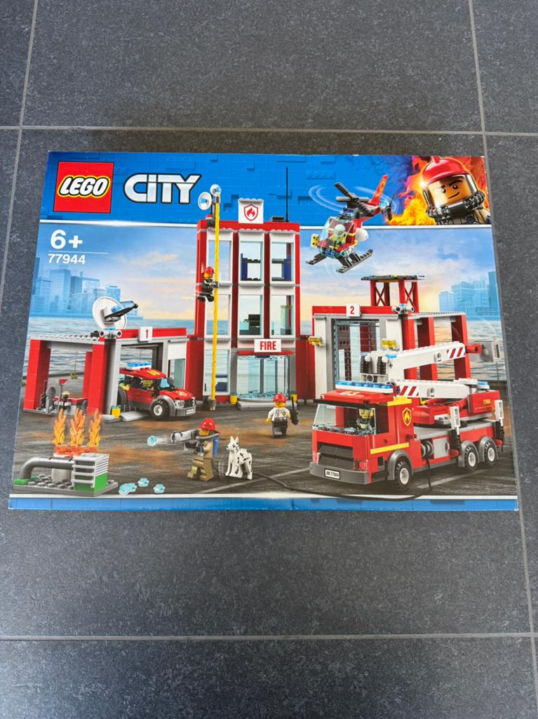 Lego City Brandweerkazerne 77944, Kinderen en Baby's, Compleet, City, Lego, Ophalen of Verzenden