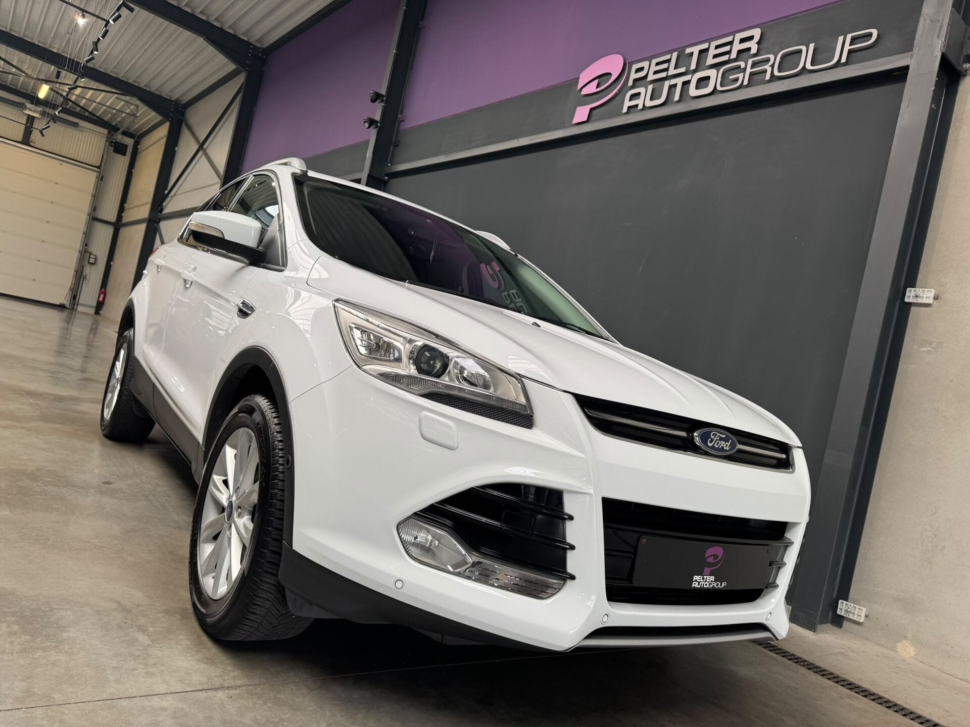 Ford Kuga 2.0 TDCi Titanium Navi Leder 150PK Topstaat!, Autos, Ford, 0 kg, Achat, Euro 6, Noir