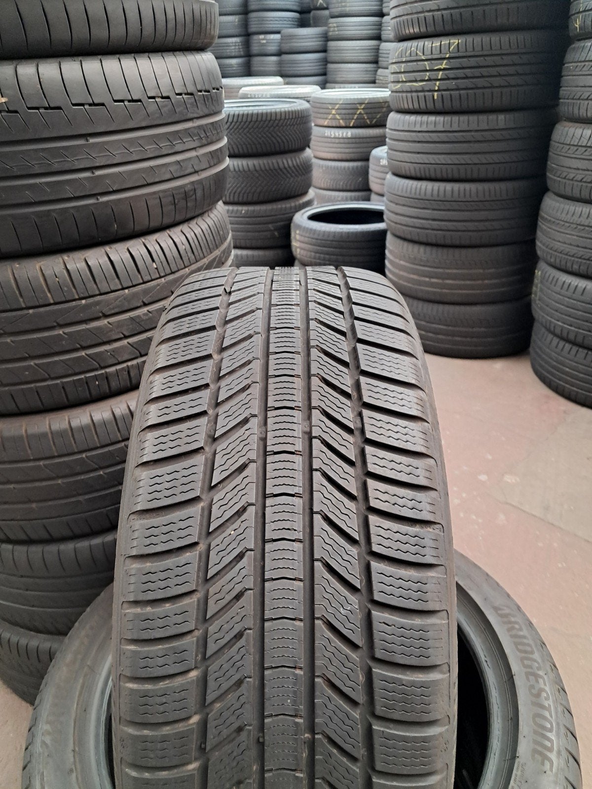 22545r18 225 45 r18 225/45/18 Continental Pirelli Hiver avec, Autos : Pièces & Accessoires, Enlèvement ou Envoi