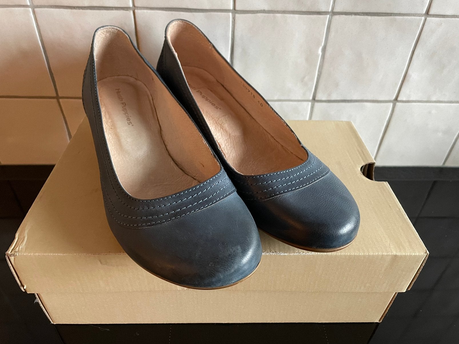 Zeer mooie schoenen Hush Puppies maat 40 (nieuw!), Neuf, Enlèvement ou Envoi, Escarpins, Bleu