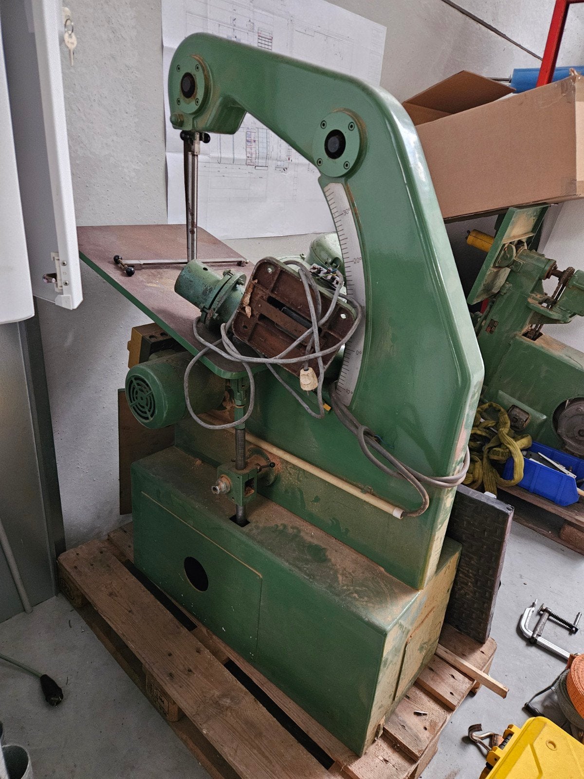 Diverses ponceuses à bande industrielles à vendre, Enlèvement, Utilisé, Ponceuse à bande