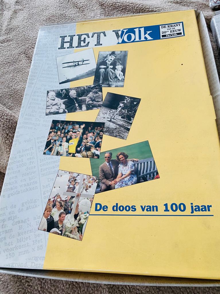 Voor verzamelaars van kranten door de jaren heen, CD & DVD, Vinyles | Rock, Autres formats, Autres genres, Enlèvement, Comme neuf