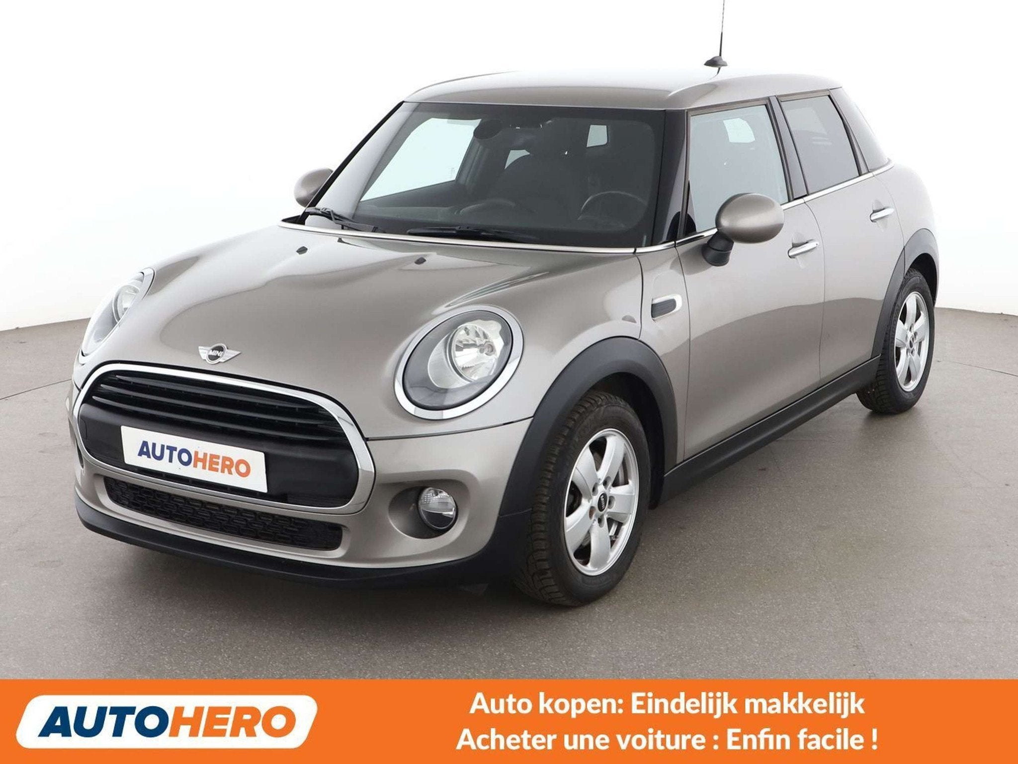 MINI One One (année de construction 2017), Autos, Achat, 1225 kg, https://public.car-pass.be/vhr/c28edf48-414c-4984-86a9-84c2daf493bc