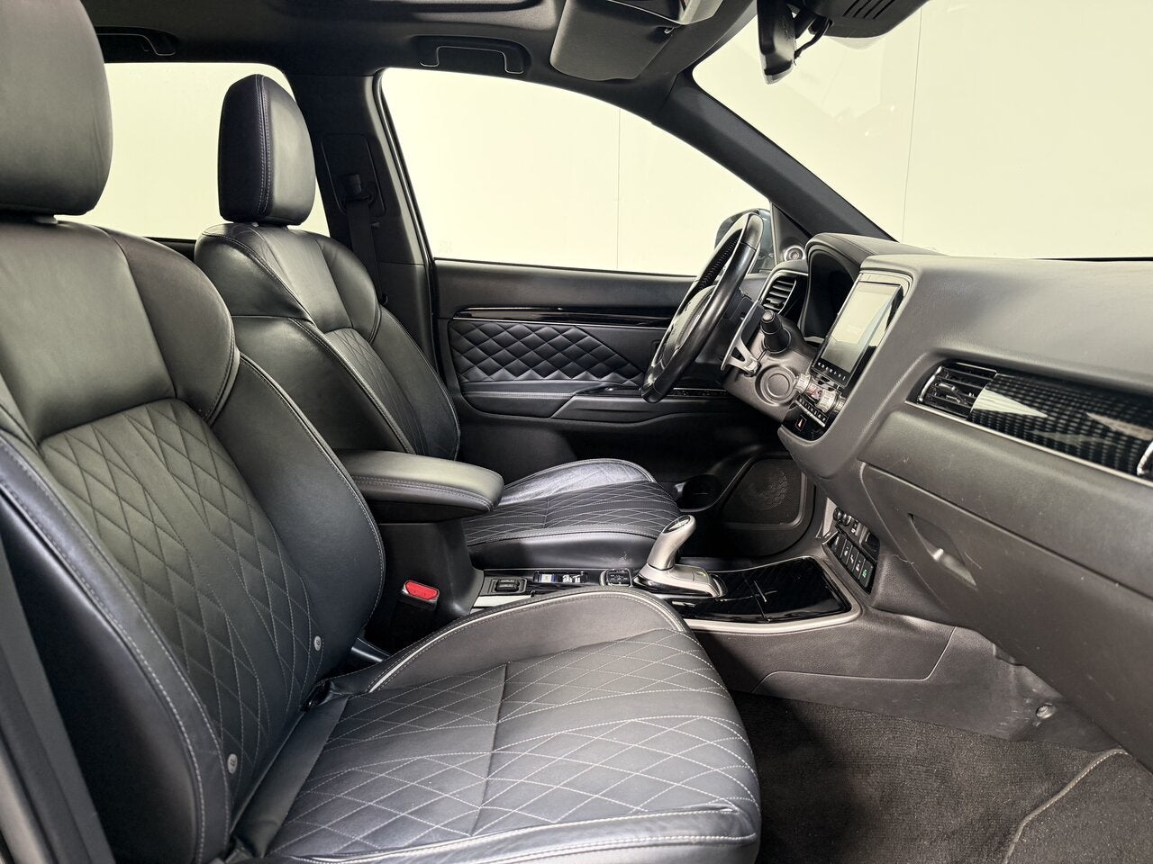 Mitsubishi Outlander 2.4 PHEV AWD Hybrid - Open Dak - Topst, Auto's, Mitsubishi, 135 pk, 0 min, Outlander, Bruin