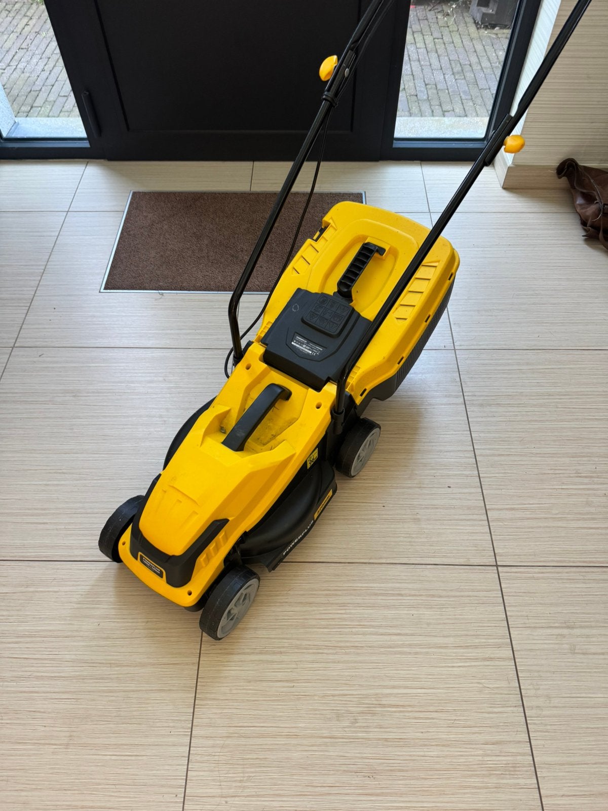 Powerplus Elektrische Grasmaaier (1300W / 320mm) – Zo goed a, Tuin en Terras, Cirkelmaaier, Elektrische grasmaaier, Ophalen of Verzenden