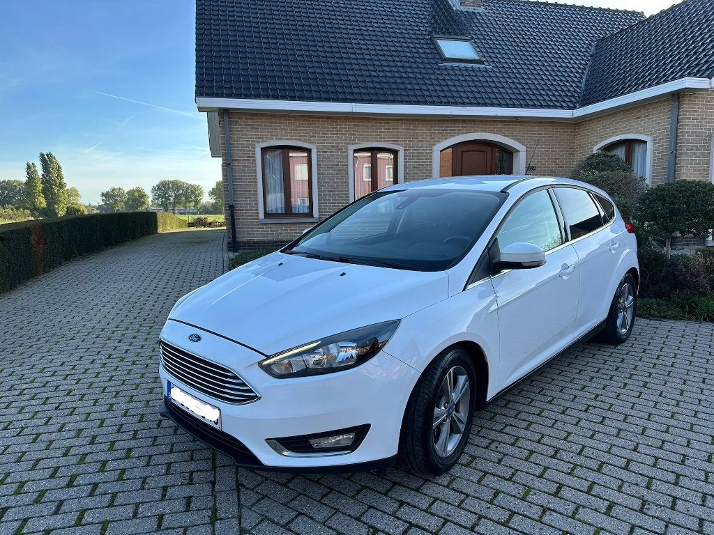 Ford Focus 1.0i Ecoboost Euro6b GVV, Auto's, Focus, Stof, Euro 6, Handgeschakeld
