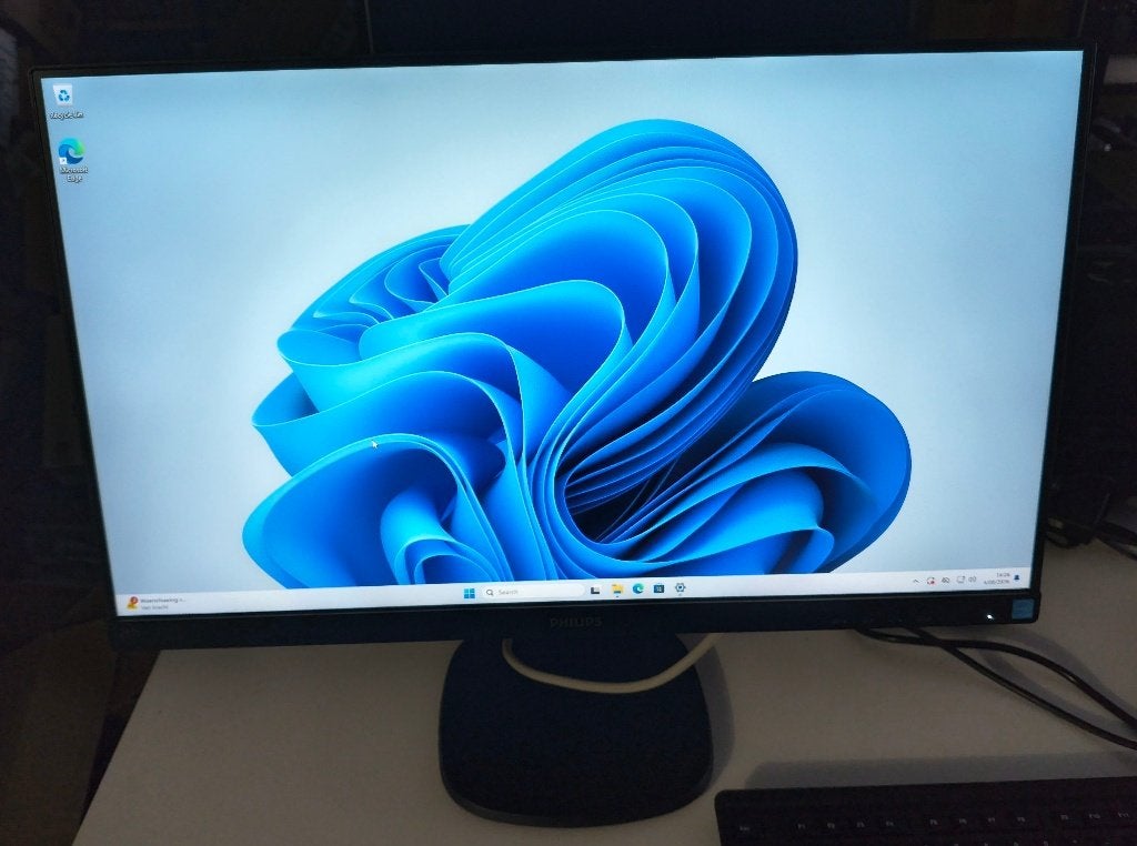 Philips 243S7E 24" FHD IPS Monitor VGA HMDI Roteerbaar, Computers en Software, Monitoren, Ophalen, Philips, Gebruikt, HDMI