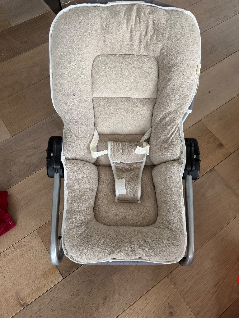 Baby Bouncer Free, Enfants & Bébés, Enlèvement, Utilisé, Chaise rebondissante, Avec ceinture(s)