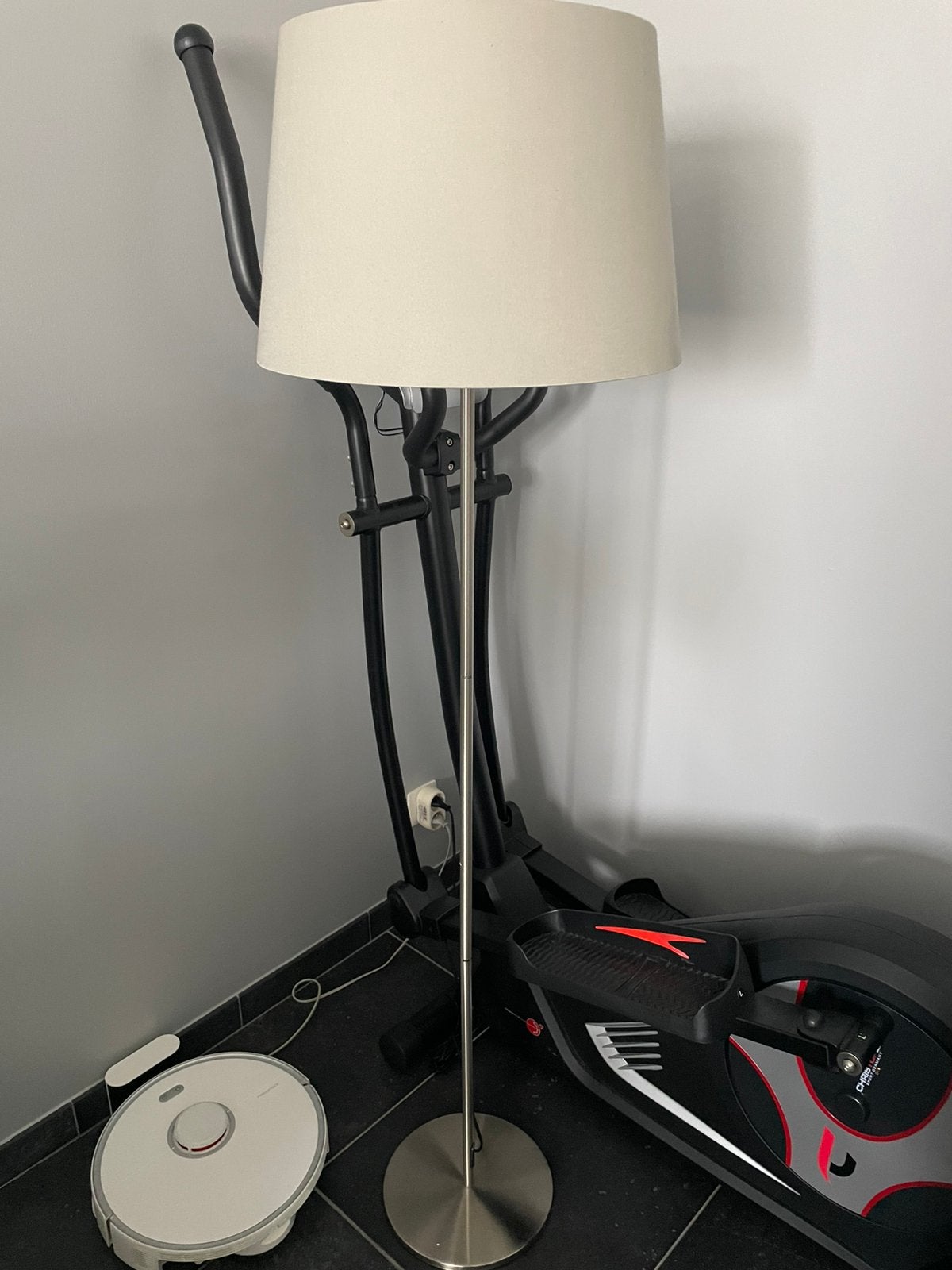 Ikea Vloerlampen, Huis en Inrichting, Lampen | Vloerlampen, Ophalen, Zo goed als nieuw