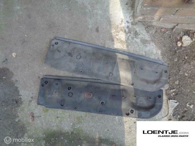 Parafan afdekplaat bij kachemotor bmw e30 325i 320i 318i etc, Enlèvement ou Envoi, Utilisé, BMW, BMW