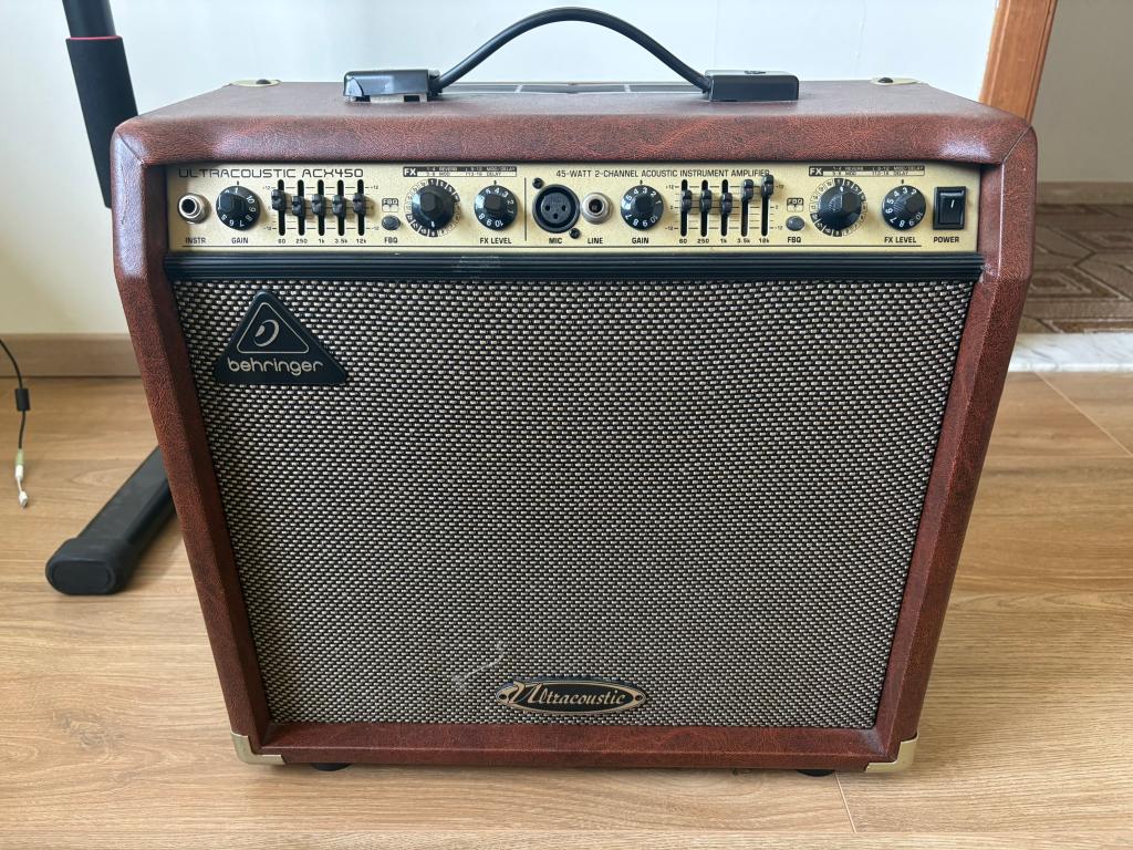 Behringer ACX450 - Versterker akoestische gitaar, Muziek en Instrumenten, Ophalen, Zo goed als nieuw, Gitaar, Minder dan 50 watt