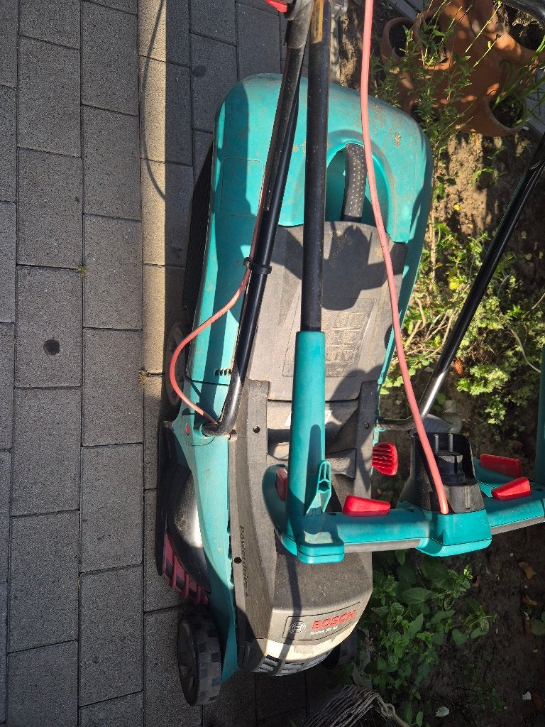 Electrische grasmaaier Bosch, Enlèvement, Utilisé, Tondeuses à gazon électriques, Bosch