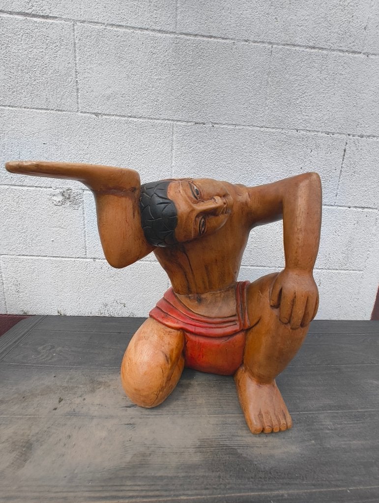 Vintage Handgesneden Houten Bijzettafel eyecatcher, Ophalen, Zo goed als nieuw, Hout