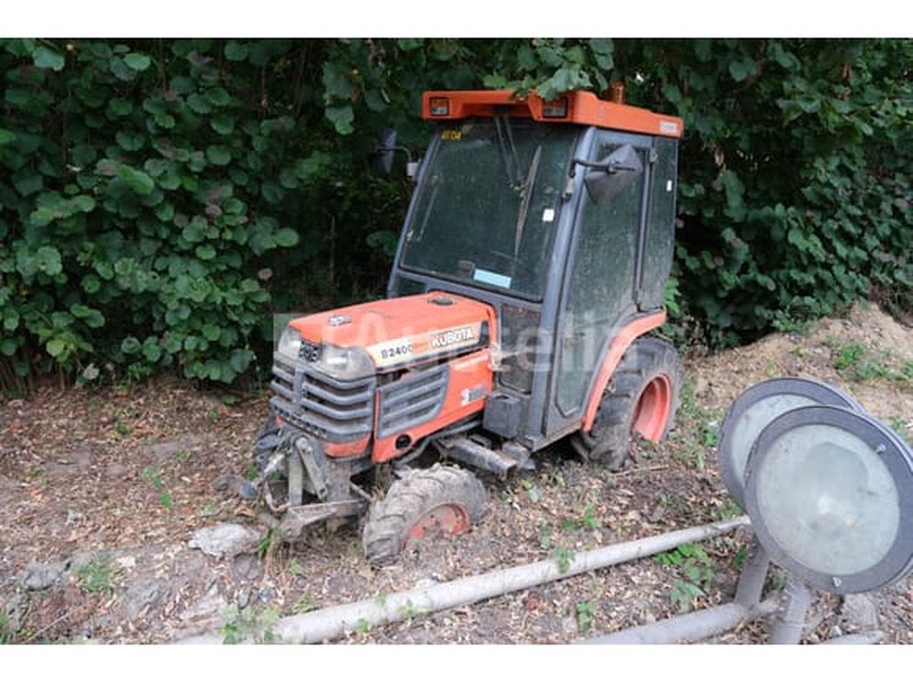 Mini tracteur agricole (pour pièces) Kubota B2400D(VIN:B240, Articles professionnels, Agriculture | Tracteurs, Autres marques