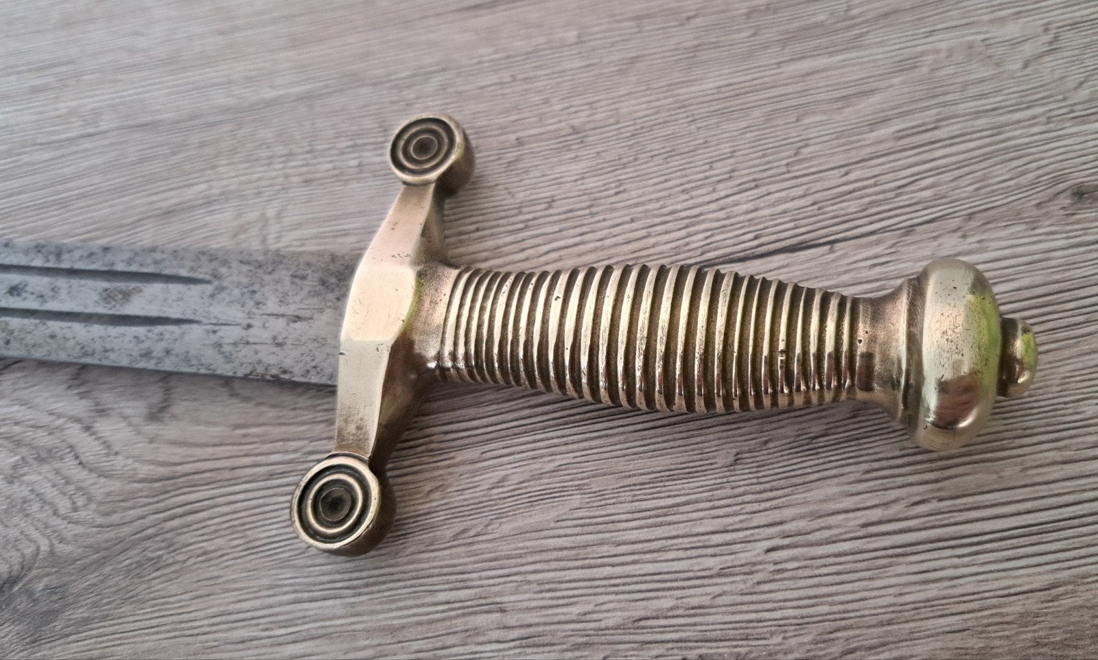 Collection militaria glaive de sapeur-pompier 1831, Enlèvement
