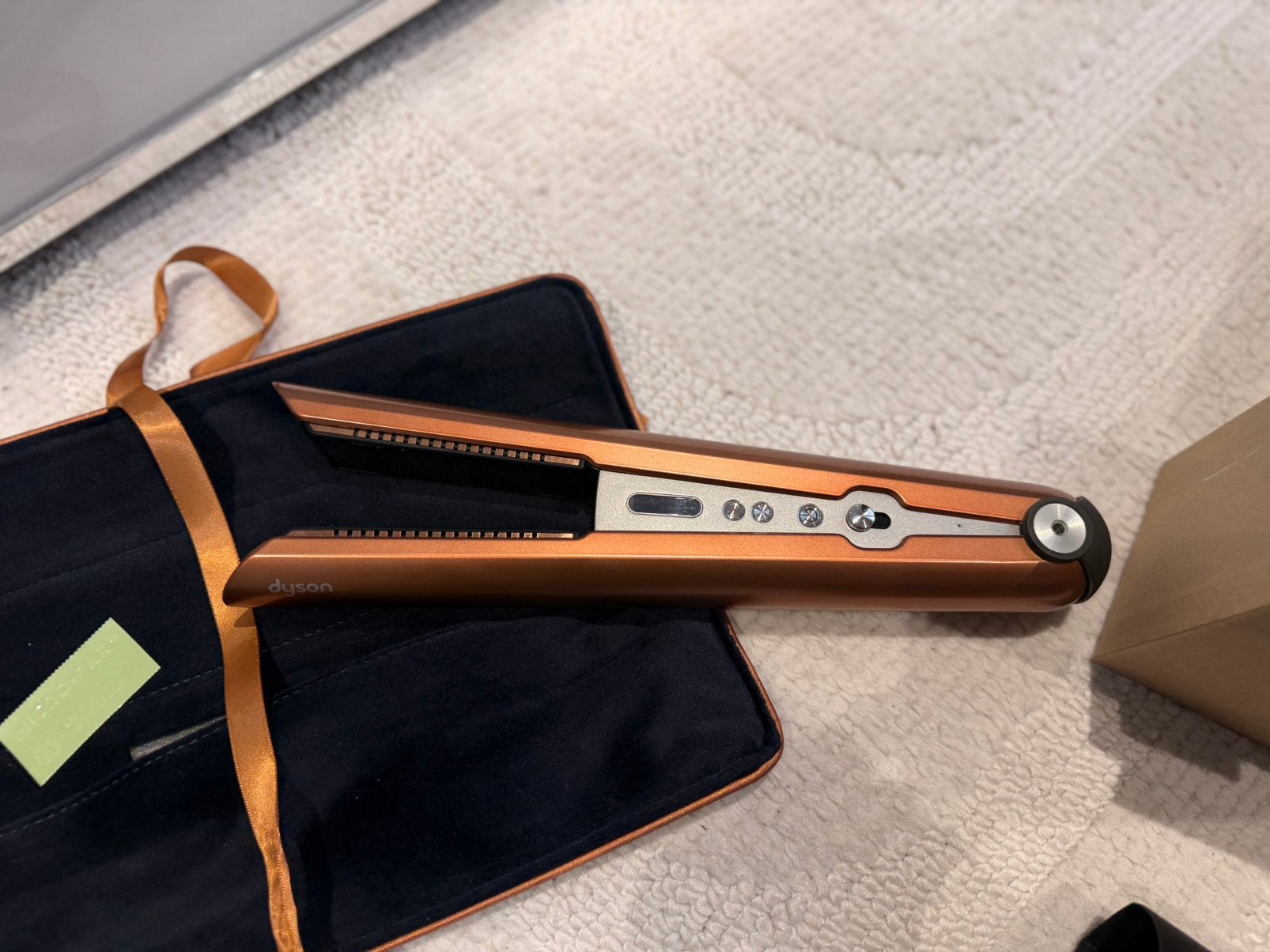 Dyson lisseur sans fil corrale cuivre, Enlèvement, Neuf