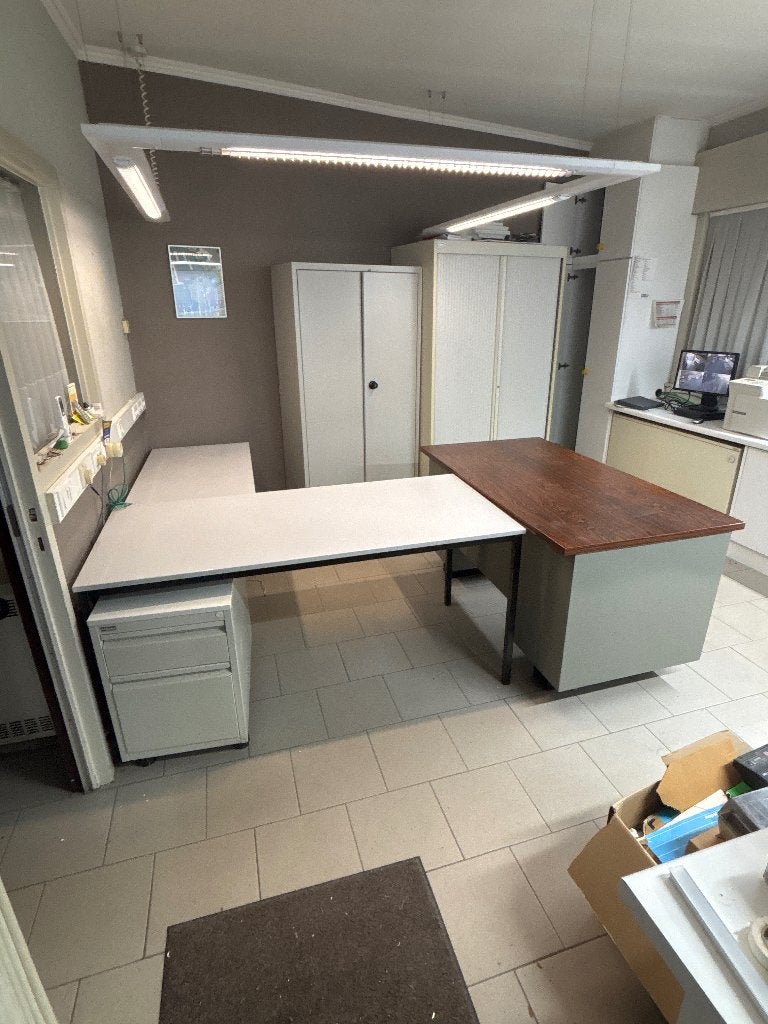 Bureau, Ophalen, Gebruikt, Metaal, Bureau-kast combinatie