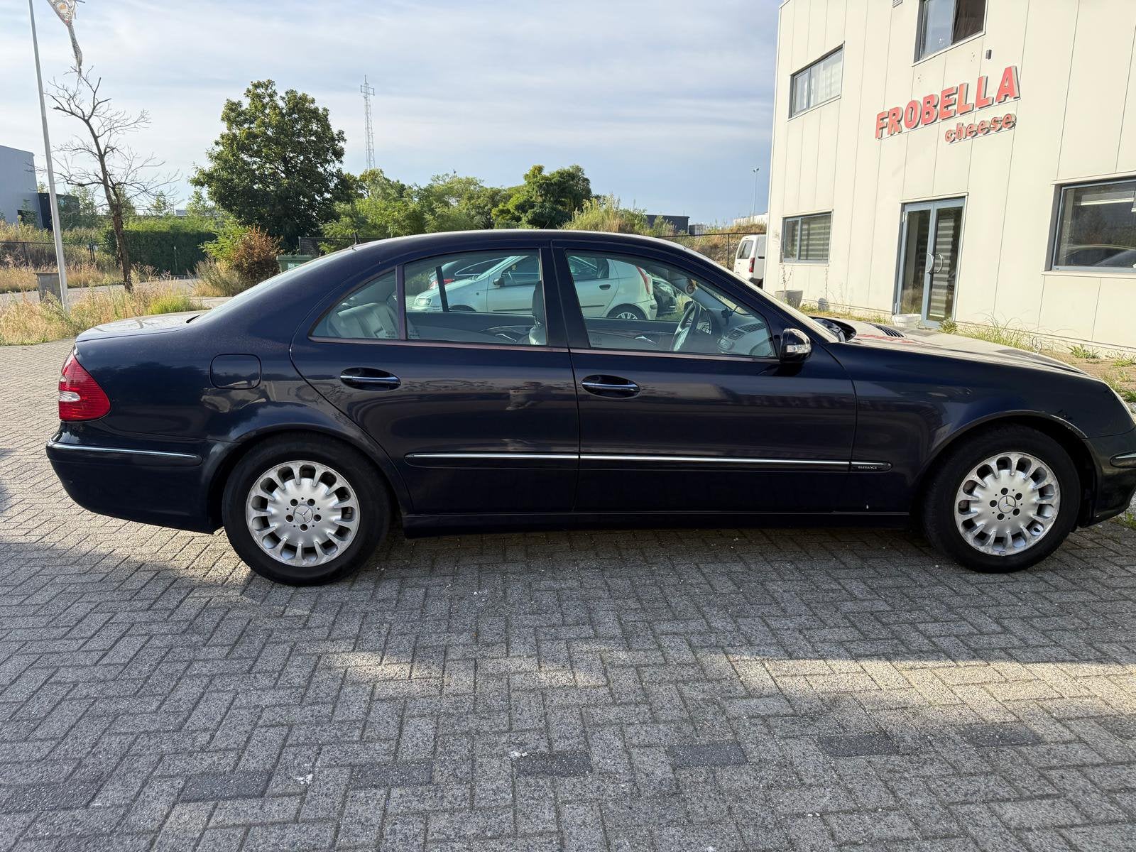 Mercedes e220 cdi , perfecte staat + gekeurd, Auto's, Automaat, Blauw, Leder, Diesel