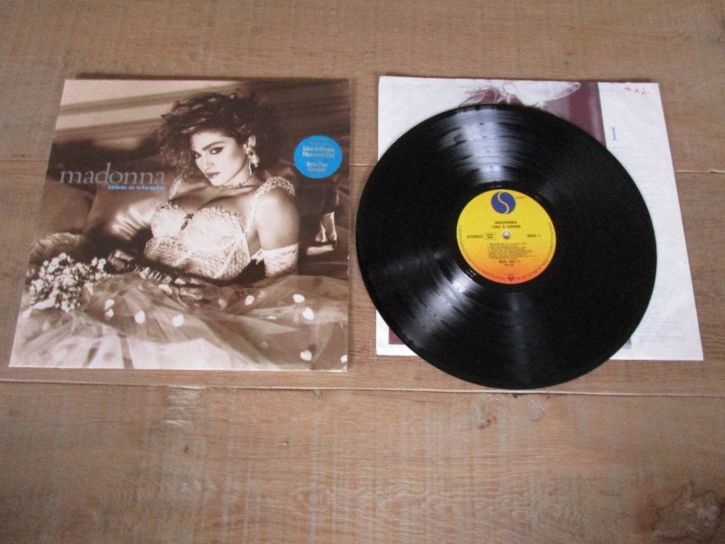 Madonna draagtas + elpee, CD & DVD, Vinyles | Pop, Comme neuf, Autres formats, Enlèvement ou Envoi