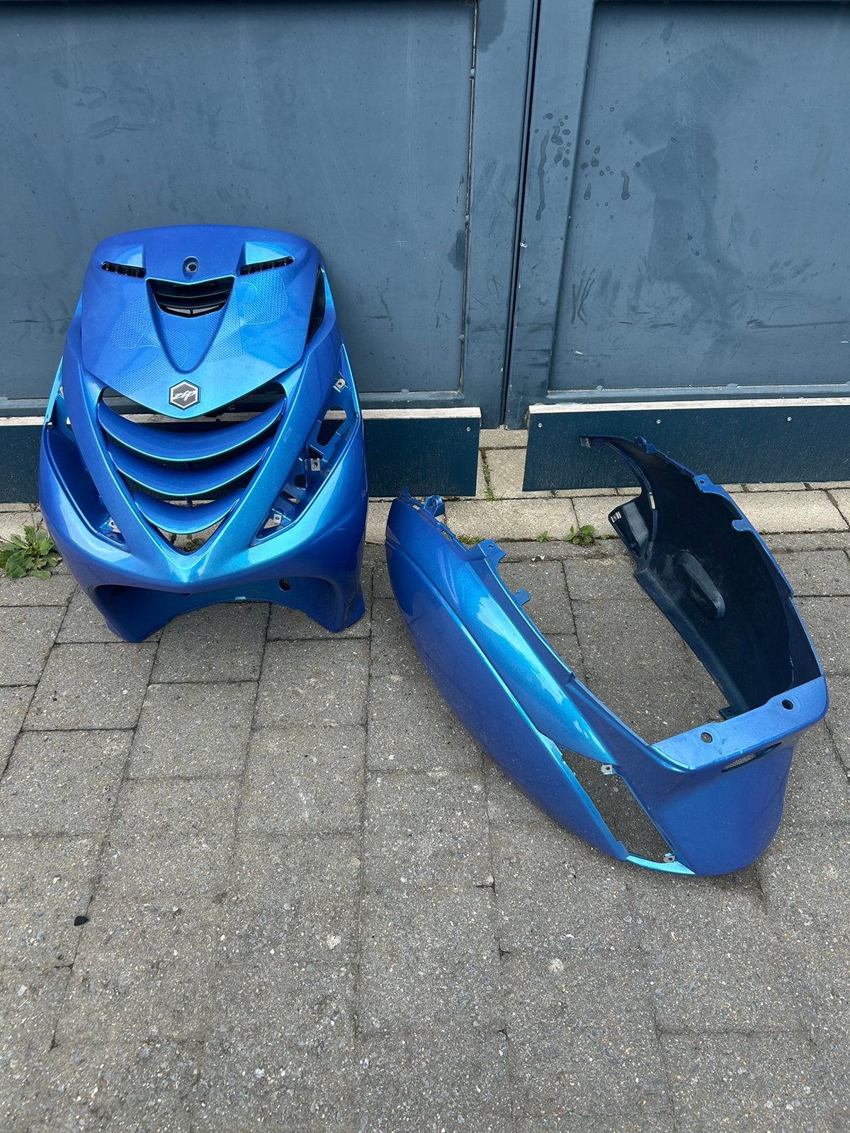 Piaggio Zip Sp avec lampes de gril, Enlèvement