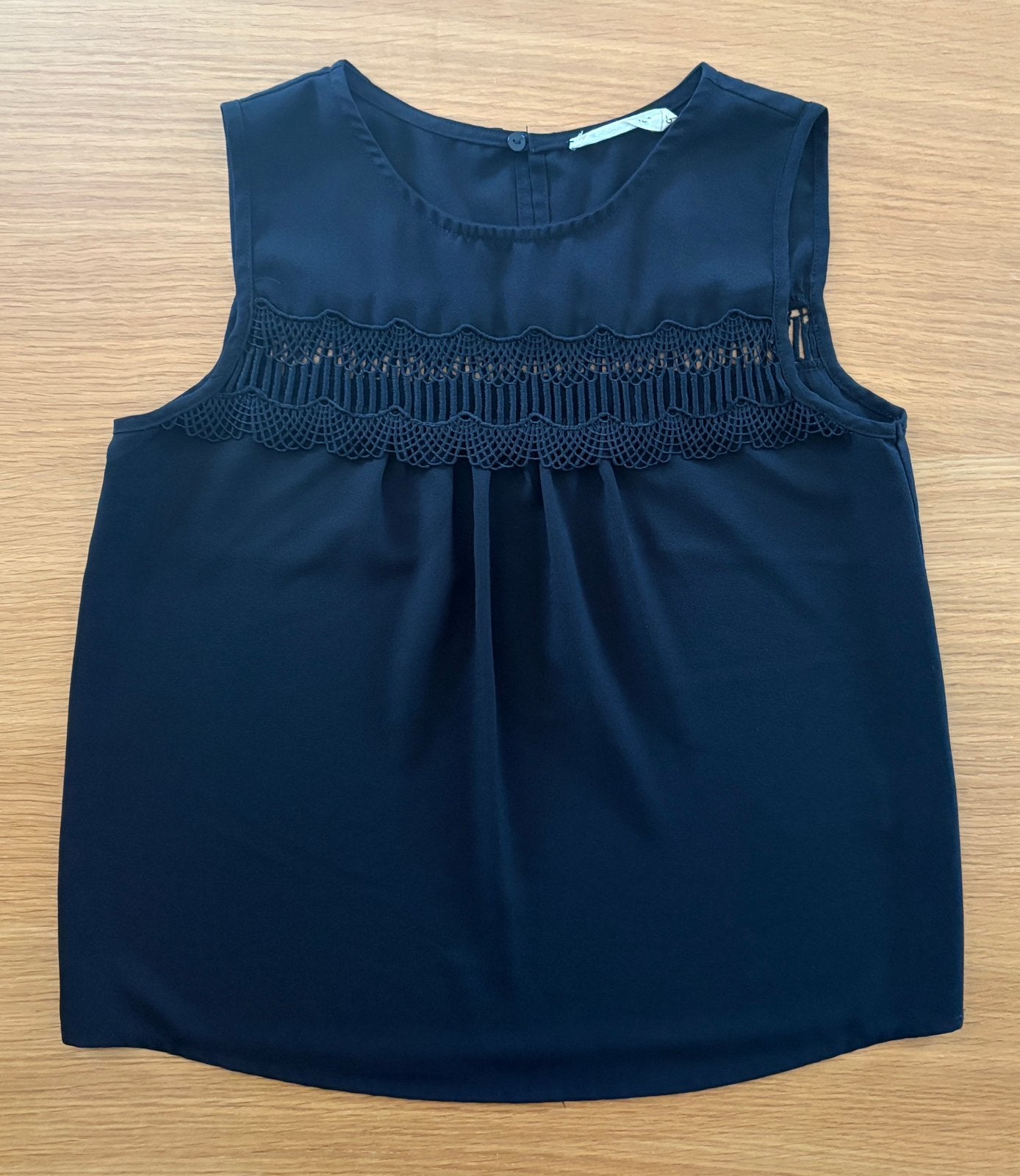 Blouse noire sans manche - S - 7€, Enlèvement ou Envoi, Comme neuf, Taille 36 (S), Noir